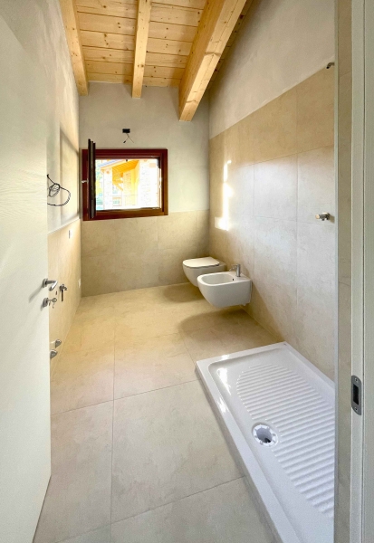 Bagno di appartamento a Torre De Busi