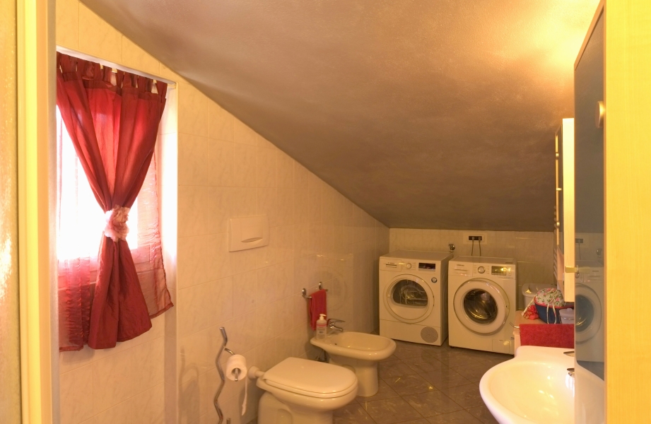 Ambivere - Appartamento in villa con bagno