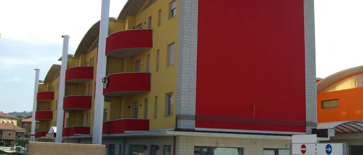 immagine-residenziale-pontesanpietro-centrolepiscine-roncelli